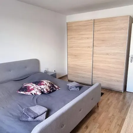 Fewo-alter Plussize * 威廉港